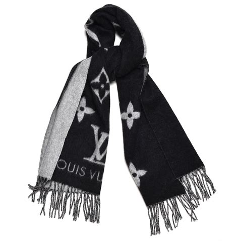 louis vuitton reykjavik|Louis Vuitton scarf.